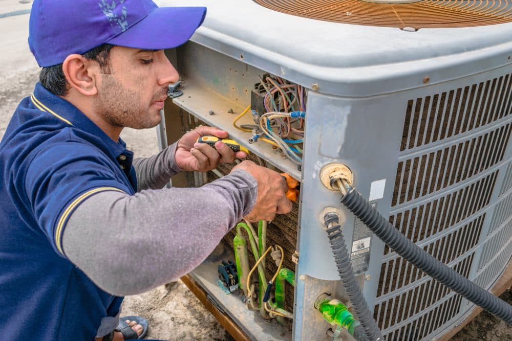 Why Is My Air Conditioner Vibrating?
